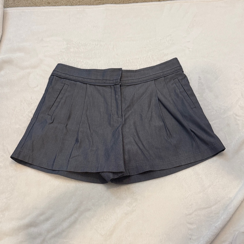 Robert Rodriguez Slate Gray Tailored Dress Shorts | Women’s 6